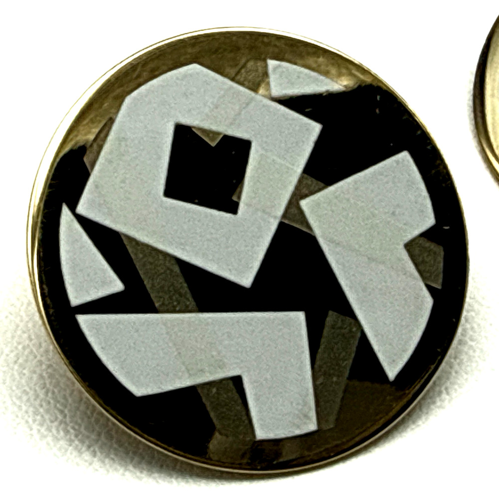 Vintage Avon Clip On Earrings 1980s Abstract Geometric Gold Tone White Enamel - Picture 3 of 7